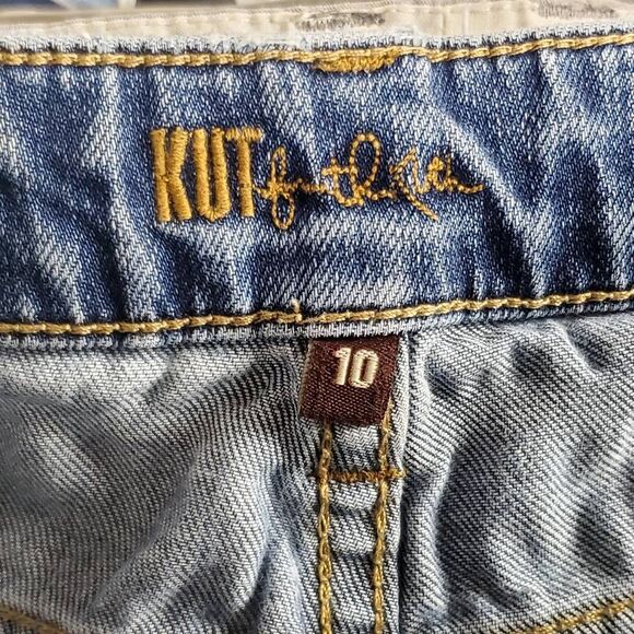 Kut from the Kloth Women’s Denim Bermuda Shorts Size 10 Rolled Cuff Medium Wash - Picture 3 of 6